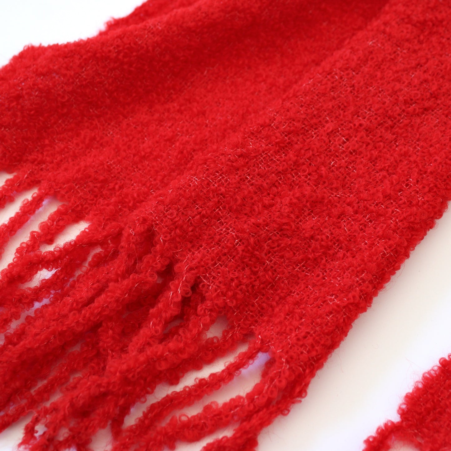 Alpaga_Echarpe_Rouge_Boucle_douce